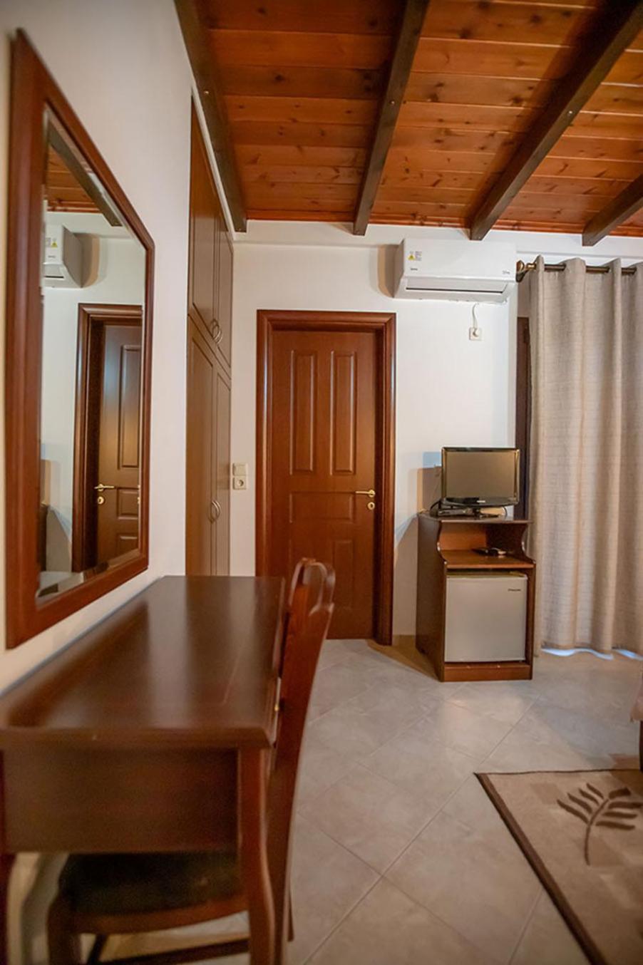 Guesthouse Moúcha מראה חיצוני תמונה